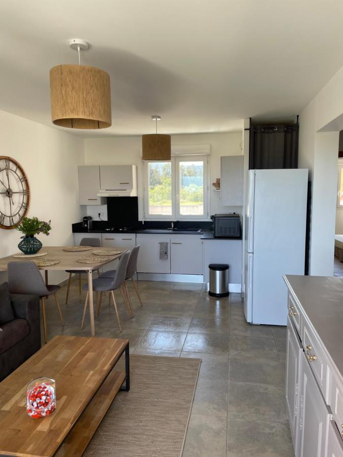 Bel Appartement Climatise, Vue Mer セルヴィオーヌ エクステリア 写真