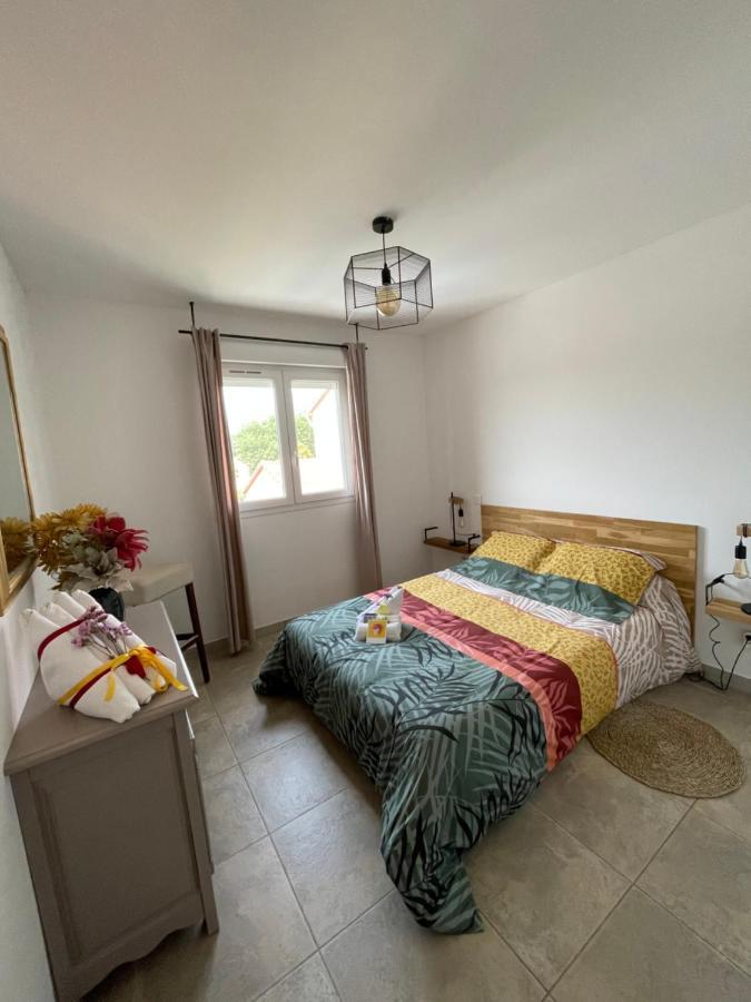 Bel Appartement Climatise, Vue Mer セルヴィオーヌ エクステリア 写真