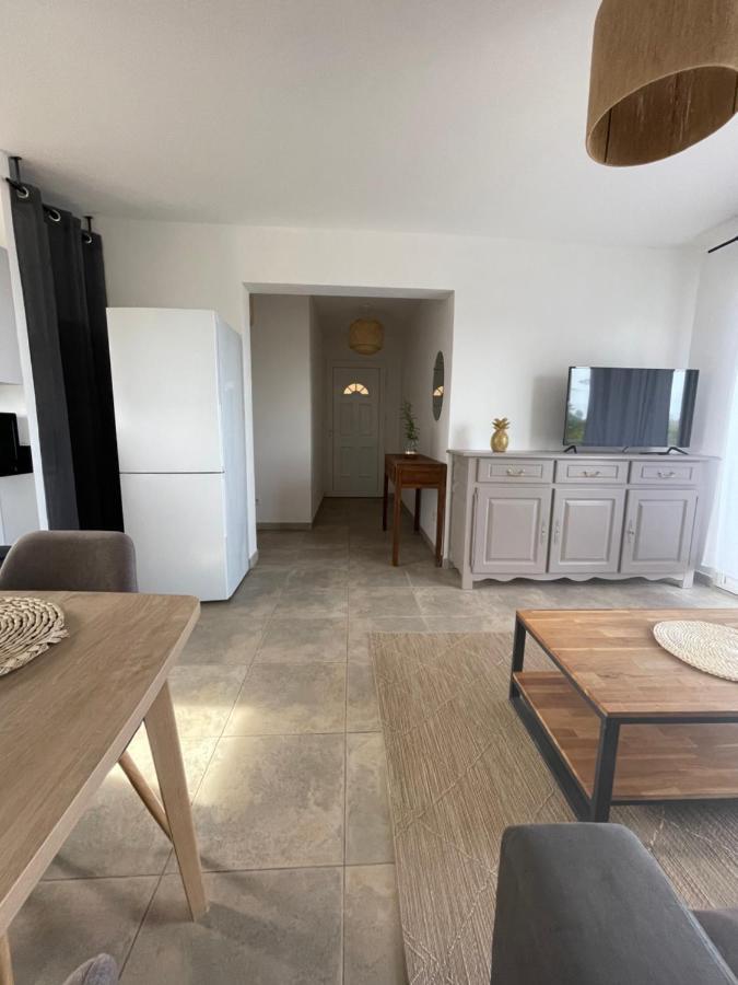 Bel Appartement Climatise, Vue Mer セルヴィオーヌ エクステリア 写真